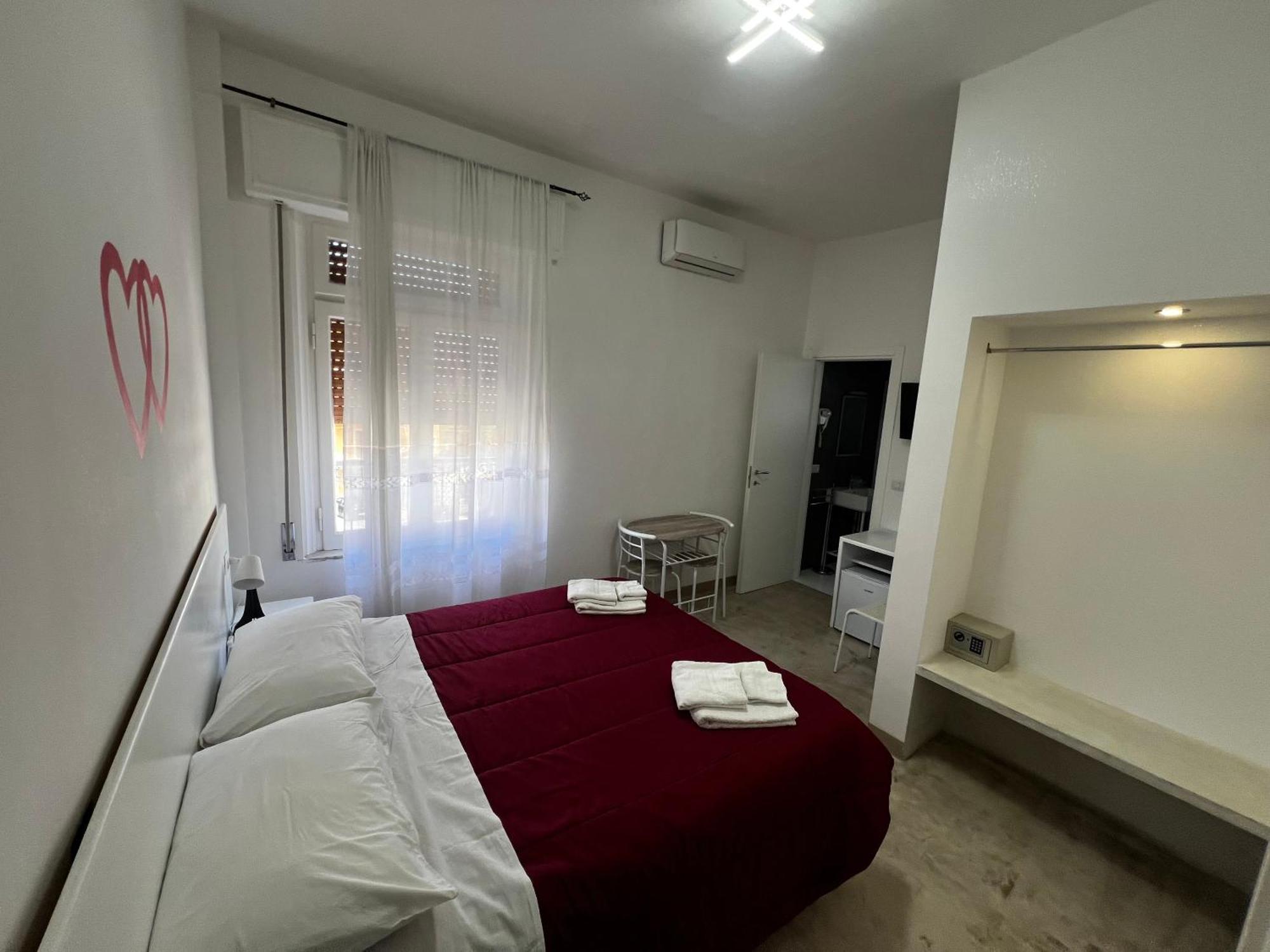 트로페아 La Piazza Beb B&B 외부 사진